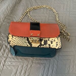 Vittoria Napoli Women's Fun Multicolor Chain Strap Leather Purse